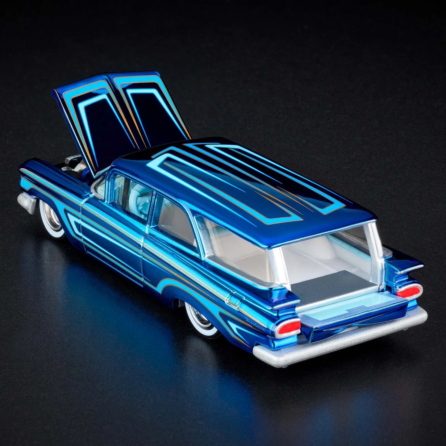 Hot Wheels 1959 Chevrolet Brookwood Red Line Club Exclusive With Acrylic Case