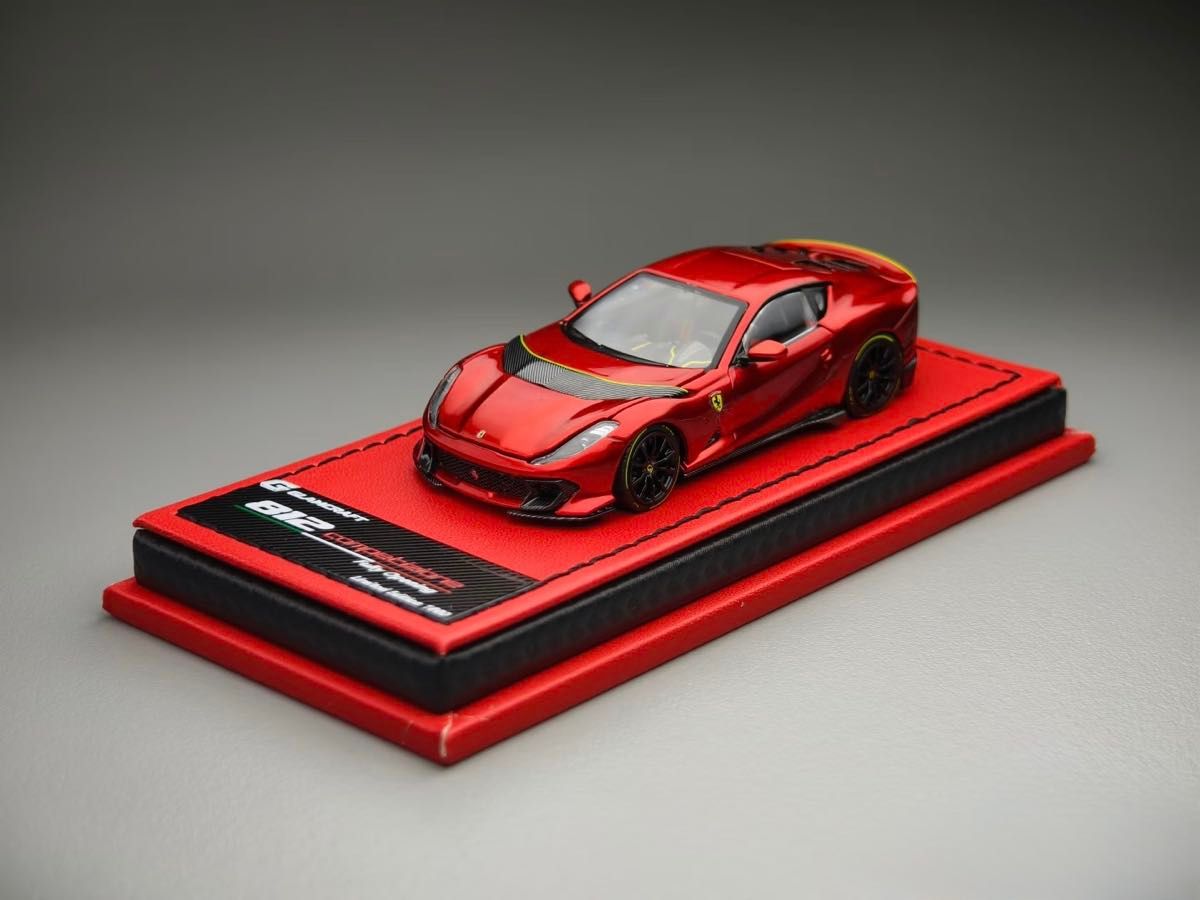 Glamcraft 1/64 Ferrari 812 Competizione Fully Openable Parts Limited Edition 1 Of 1000 Units With Acrylic Case & Polishing Cloth