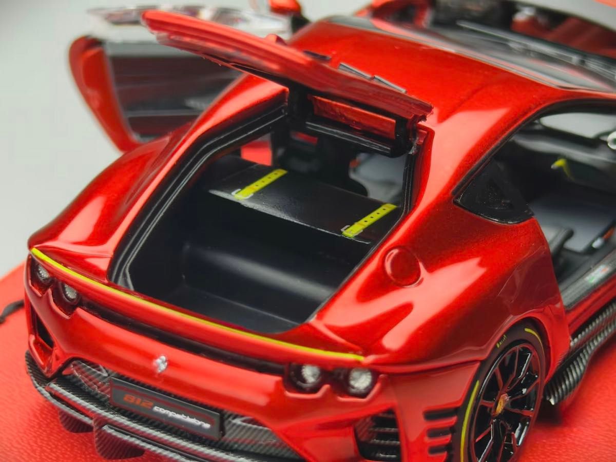 Glamcraft 1/64 Ferrari 812 Competizione Fully Openable Parts Limited Edition 1 Of 1000 Units With Acrylic Case & Polishing Cloth