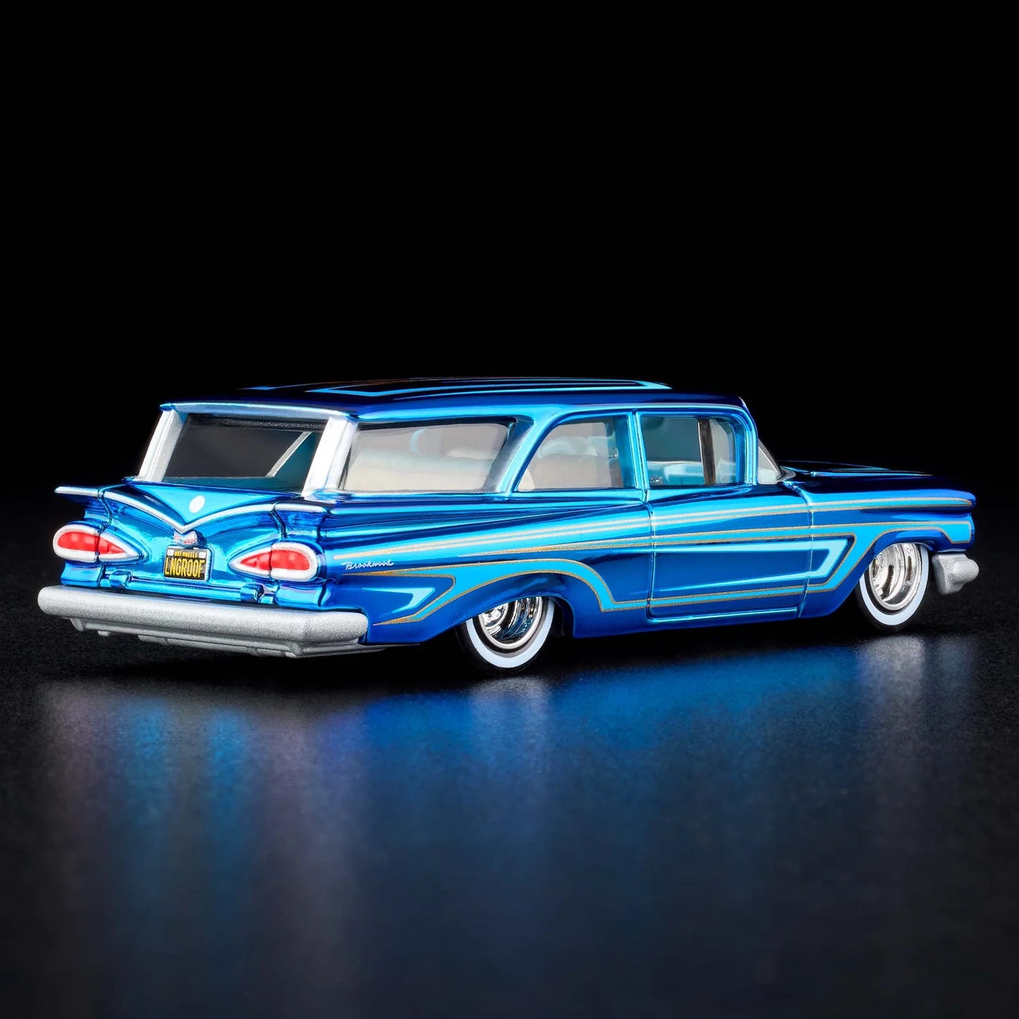 Hot Wheels 1959 Chevrolet Brookwood Red Line Club Exclusive With Acrylic Case