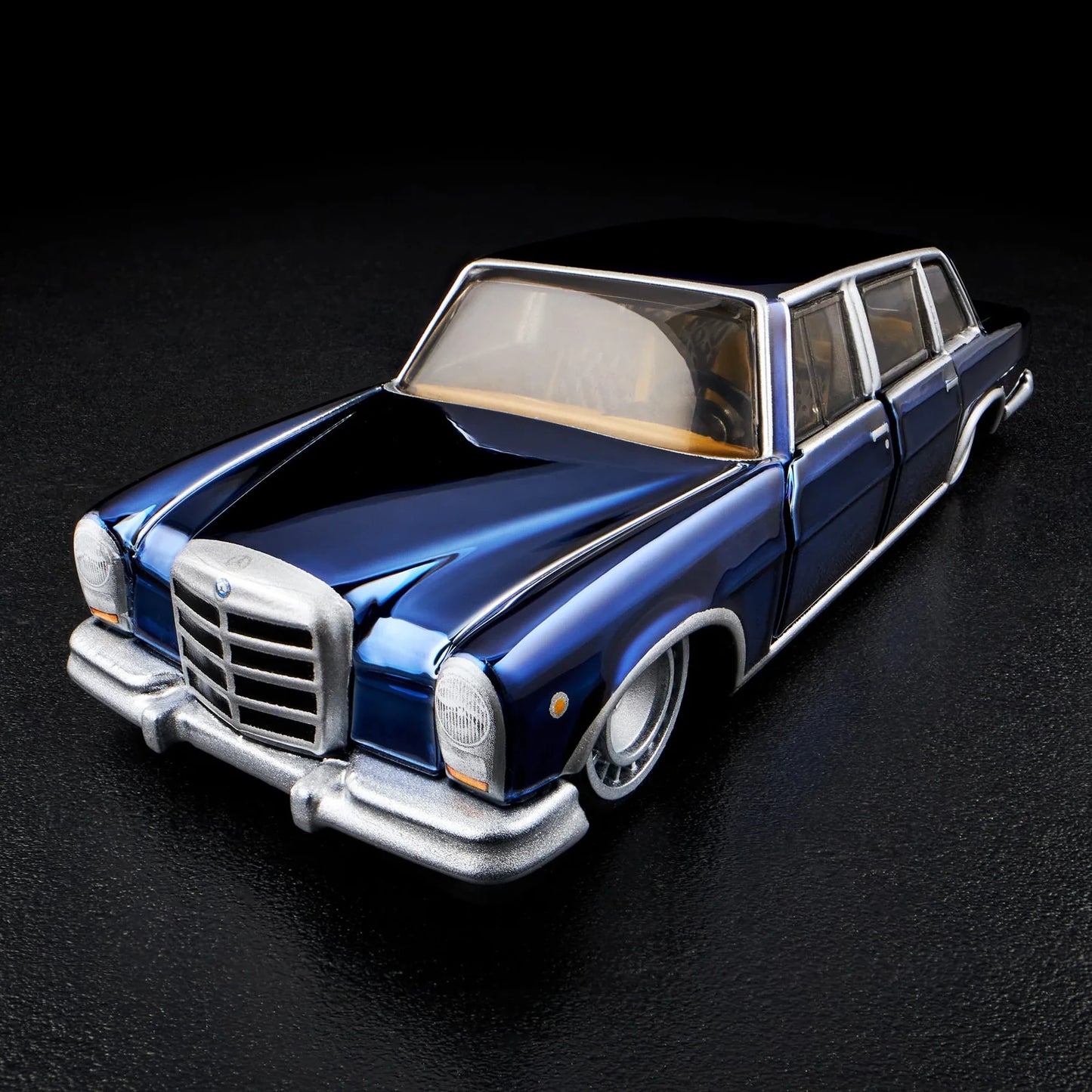 Hot Wheels 1964 Mercedes-Benz 600 Red Line Club Exclusive