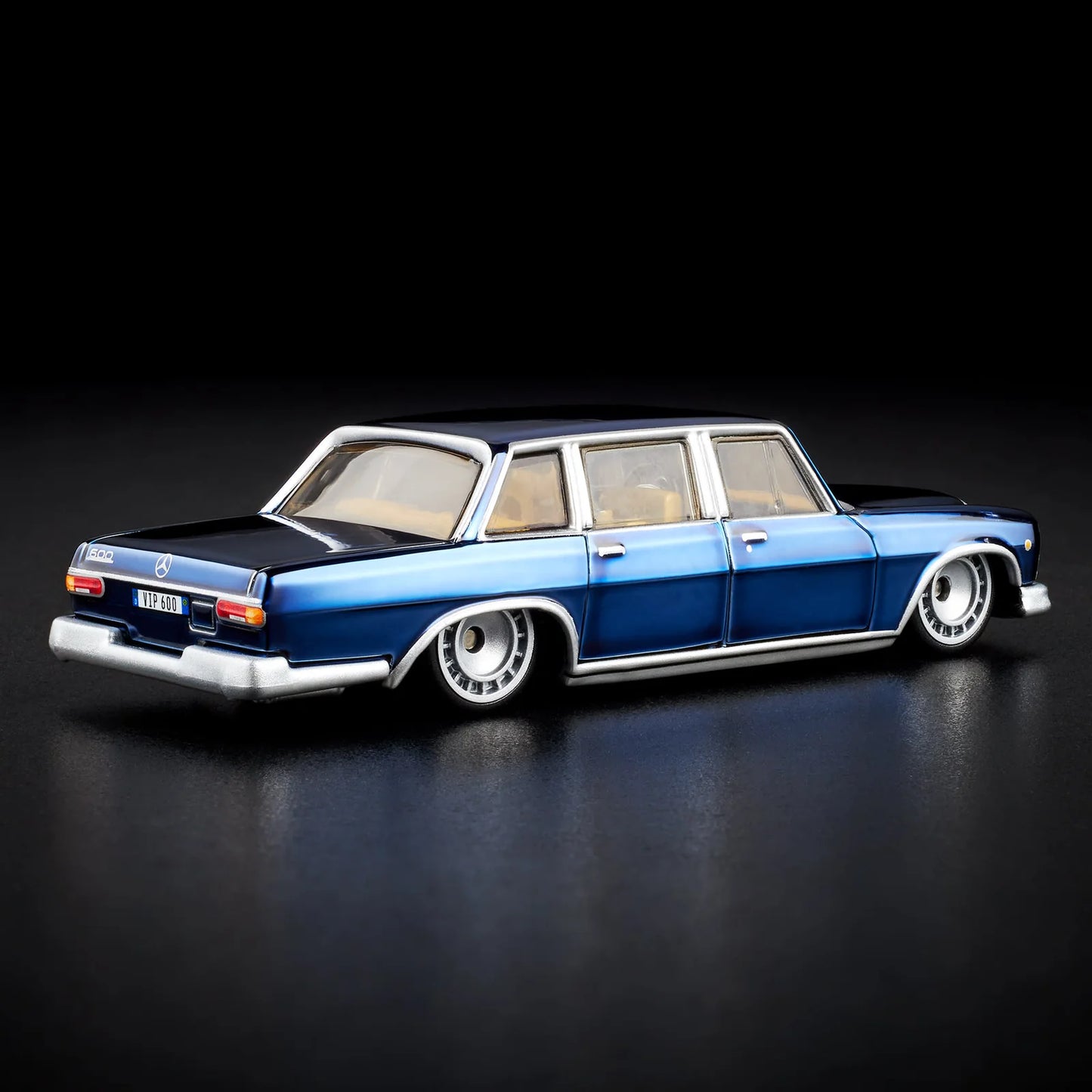 Hot Wheels 1964 Mercedes-Benz 600 Red Line Club Exclusive