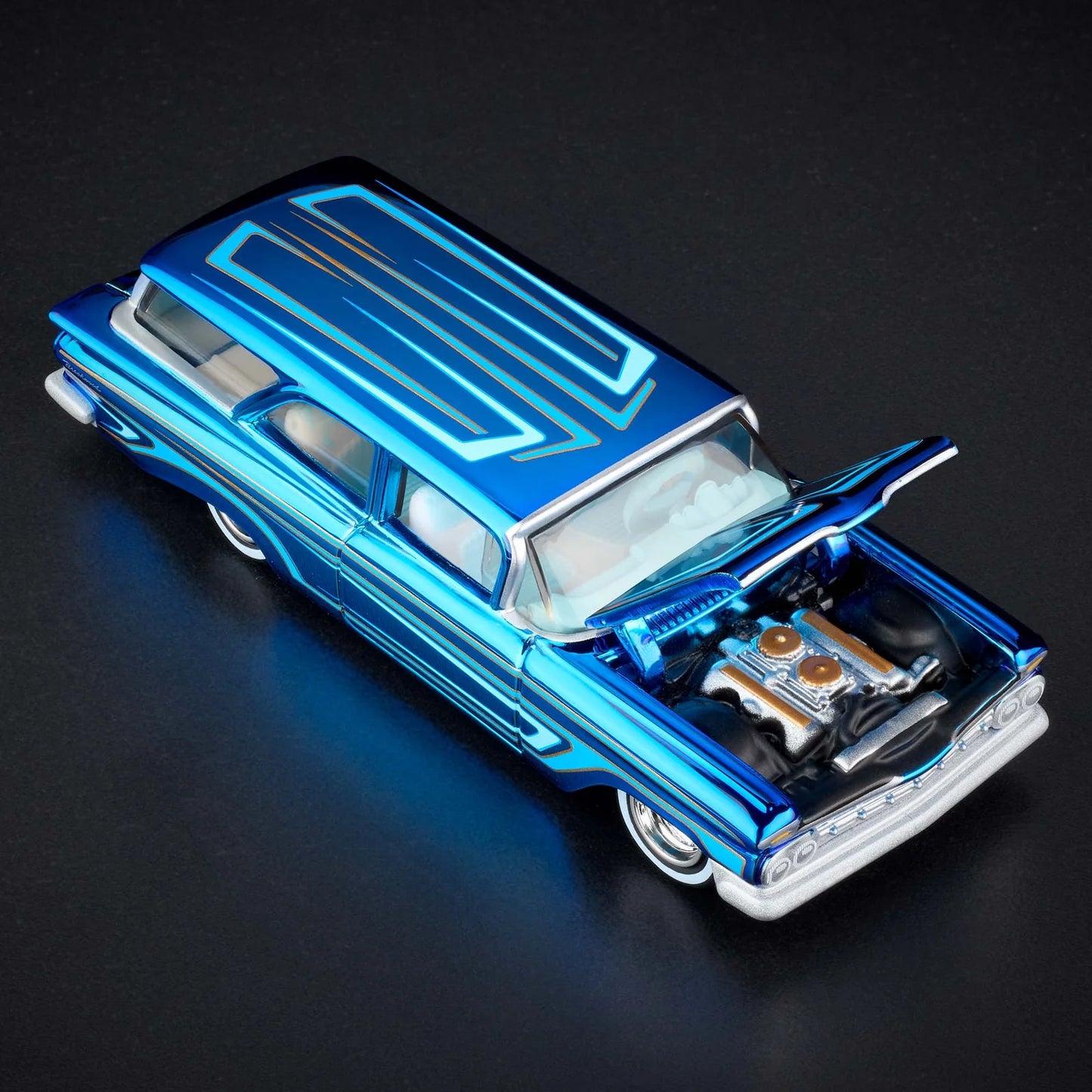 Hot Wheels 1959 Chevrolet Brookwood Red Line Club Exclusive With Acrylic Case