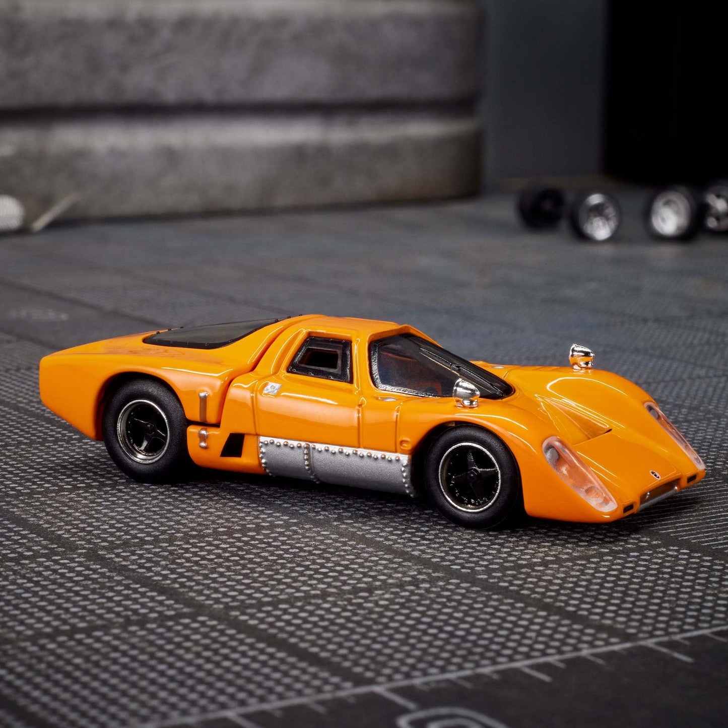 Hot Wheels Elite 64 McLaren M6GT With Card Protector