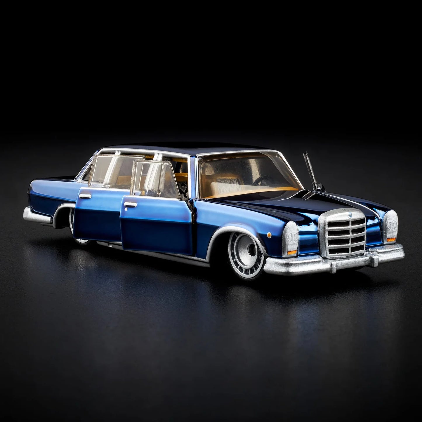 Hot Wheels 1964 Mercedes-Benz 600 Red Line Club Exclusive