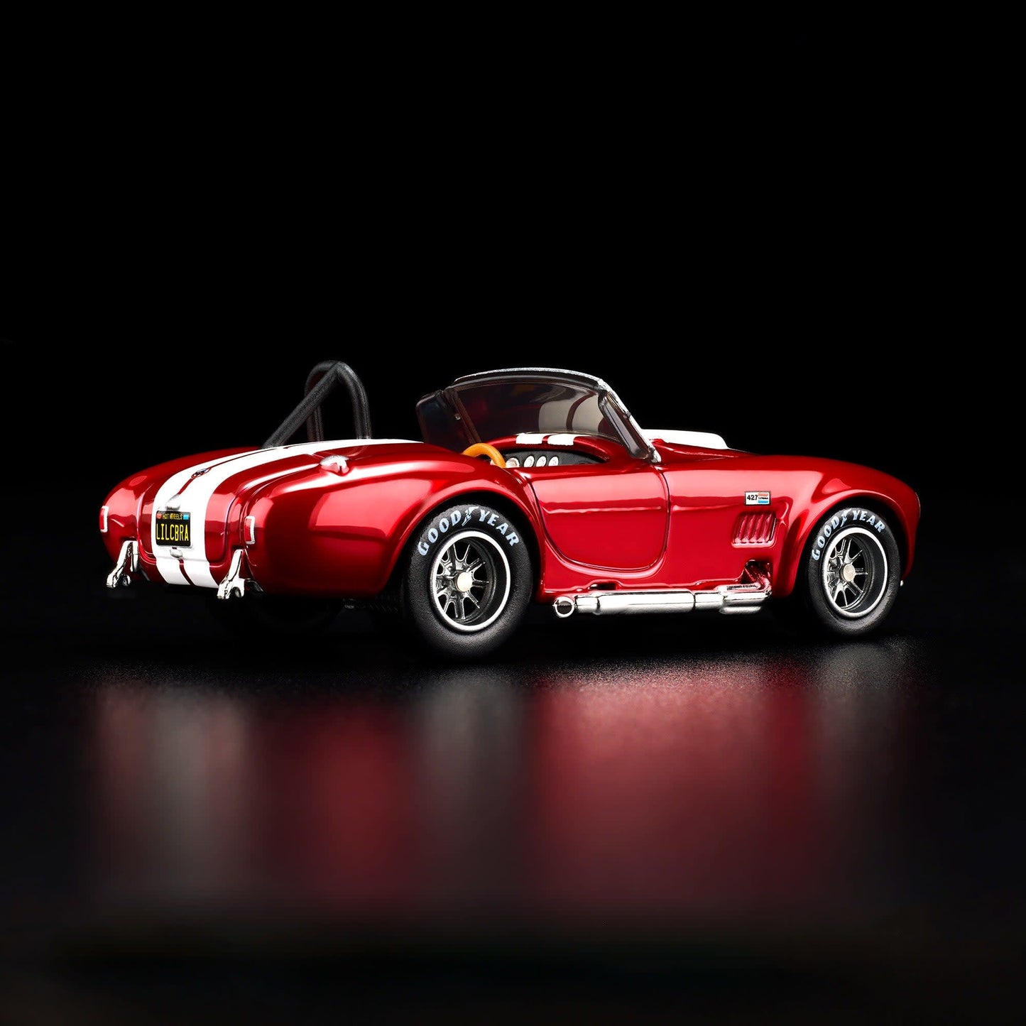 Hot Wheels 1965 Shelby Cobra 427 S/C Red Line Club Exclusive Blister Pack