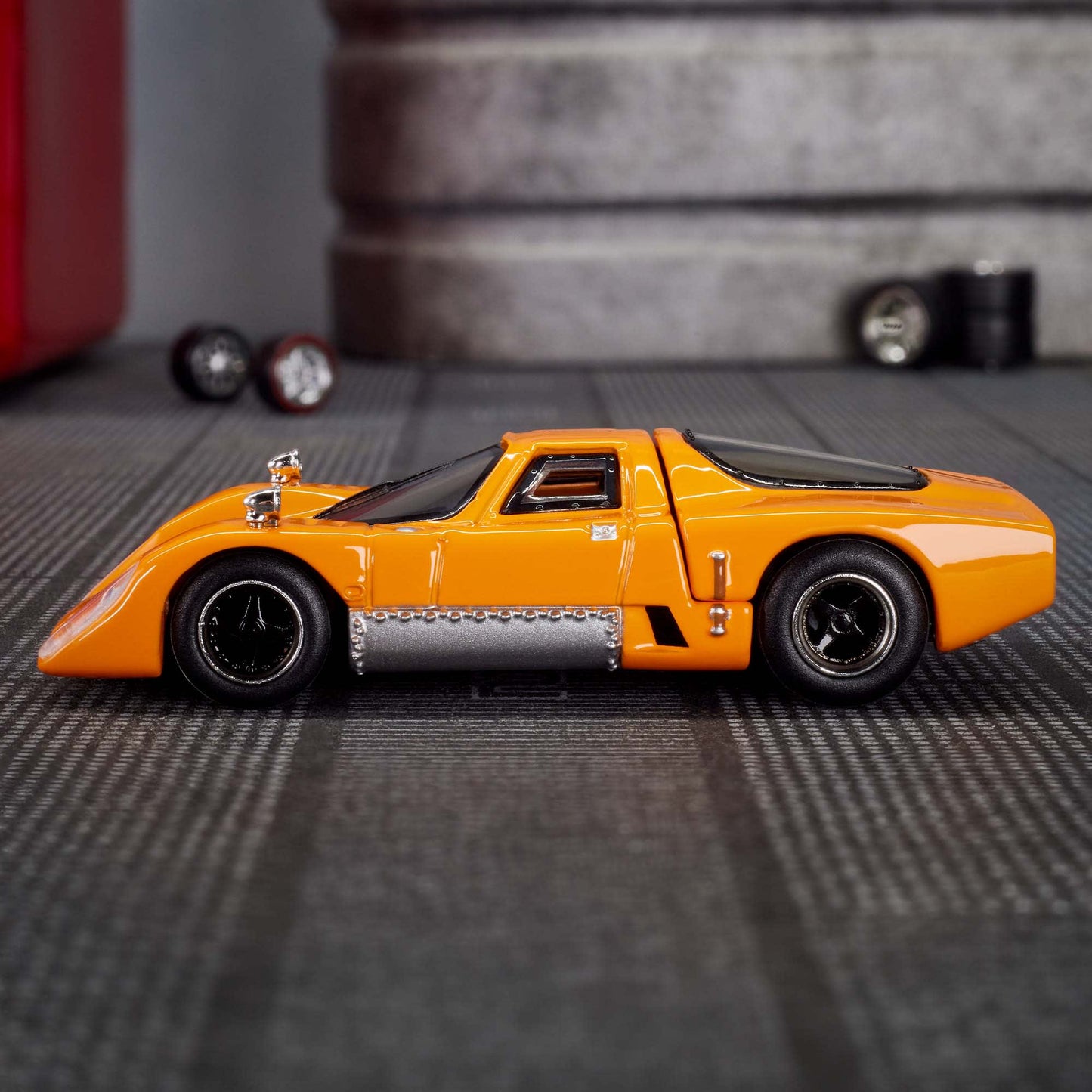 Hot Wheels Elite 64 McLaren M6GT With Card Protector