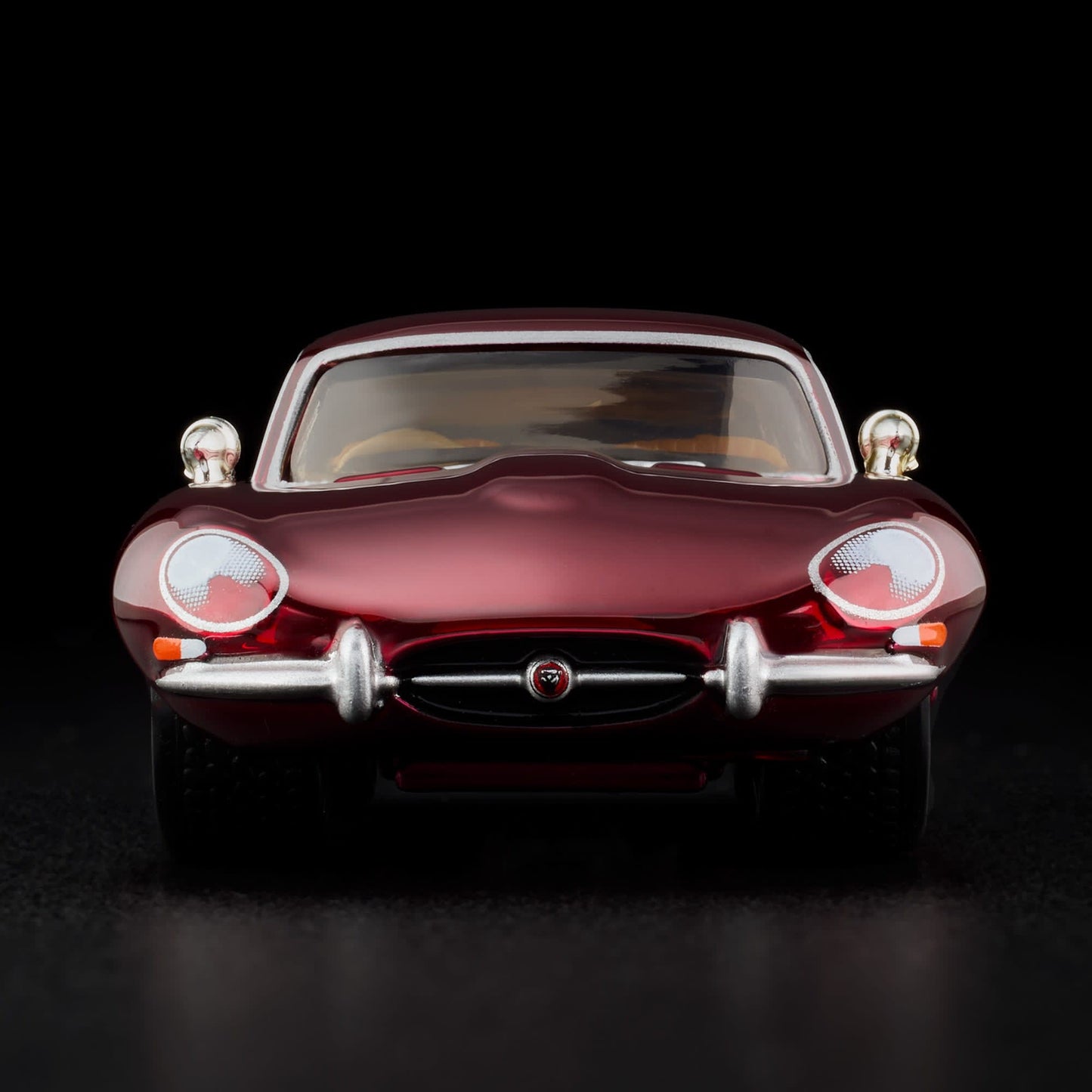 Hot Wheels 1964 Jaguar E-Type Red Line Club Exclusive With Acrylic Case