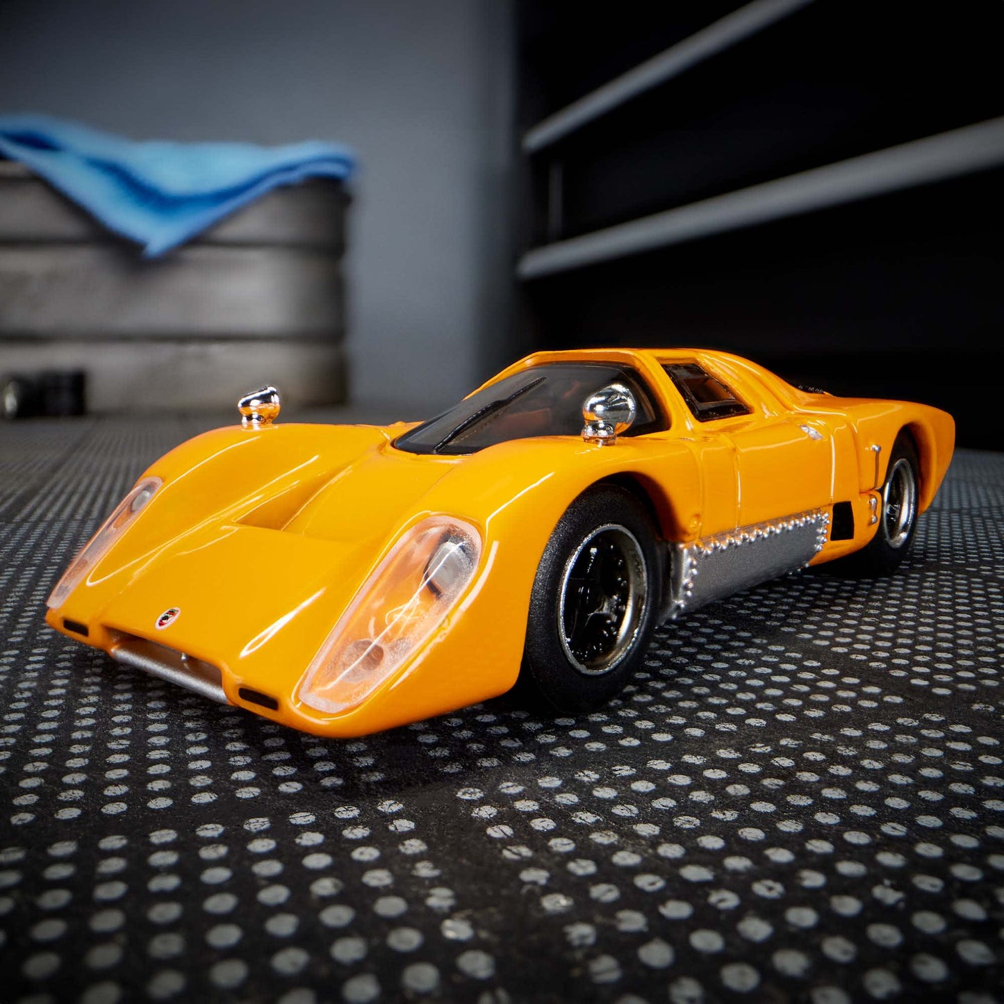 Hot Wheels Elite 64 McLaren M6GT With Card Protector