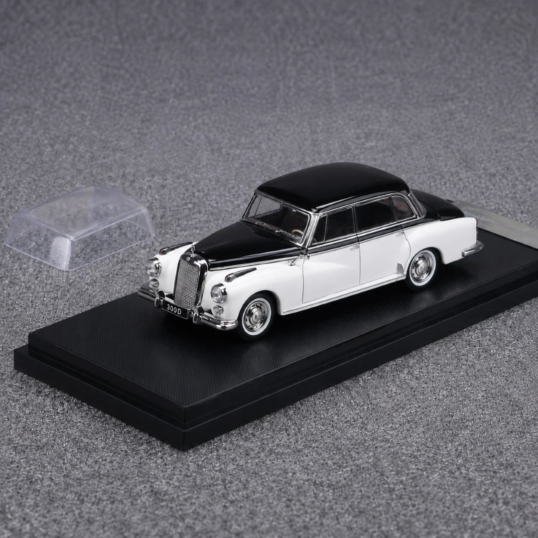 GFCC 1/64 1959 Mercedes Benz 300D [White] Limited Edition 271/300 With Acrylic Case