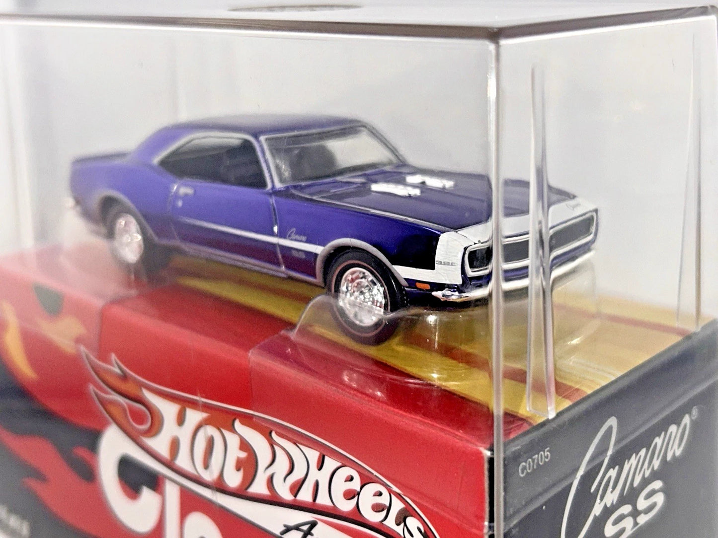 Hot Wheels 1/43 American Classics 1968 Camaro SS Limited Edition 01694/02000 With Acrylic Case