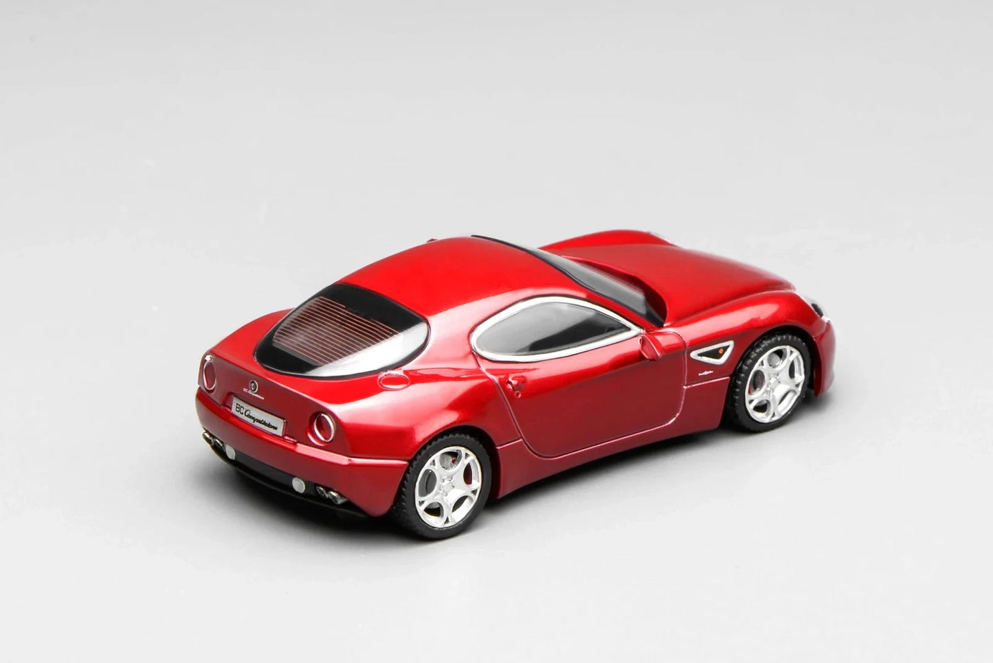 Motorhelix 1/64 Alpha Romeo 8C Competizione 2008 With Acrylic Case
