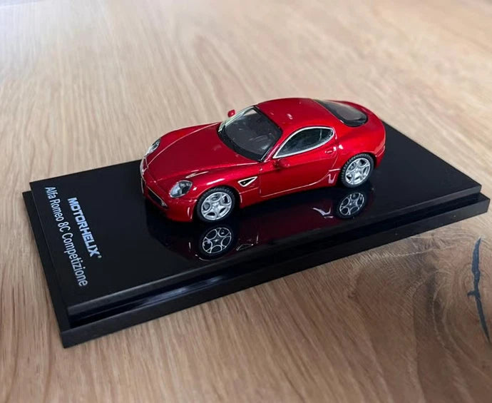 Motorhelix 1/64 Alpha Romeo 8C Competizione 2008 With Acrylic Case