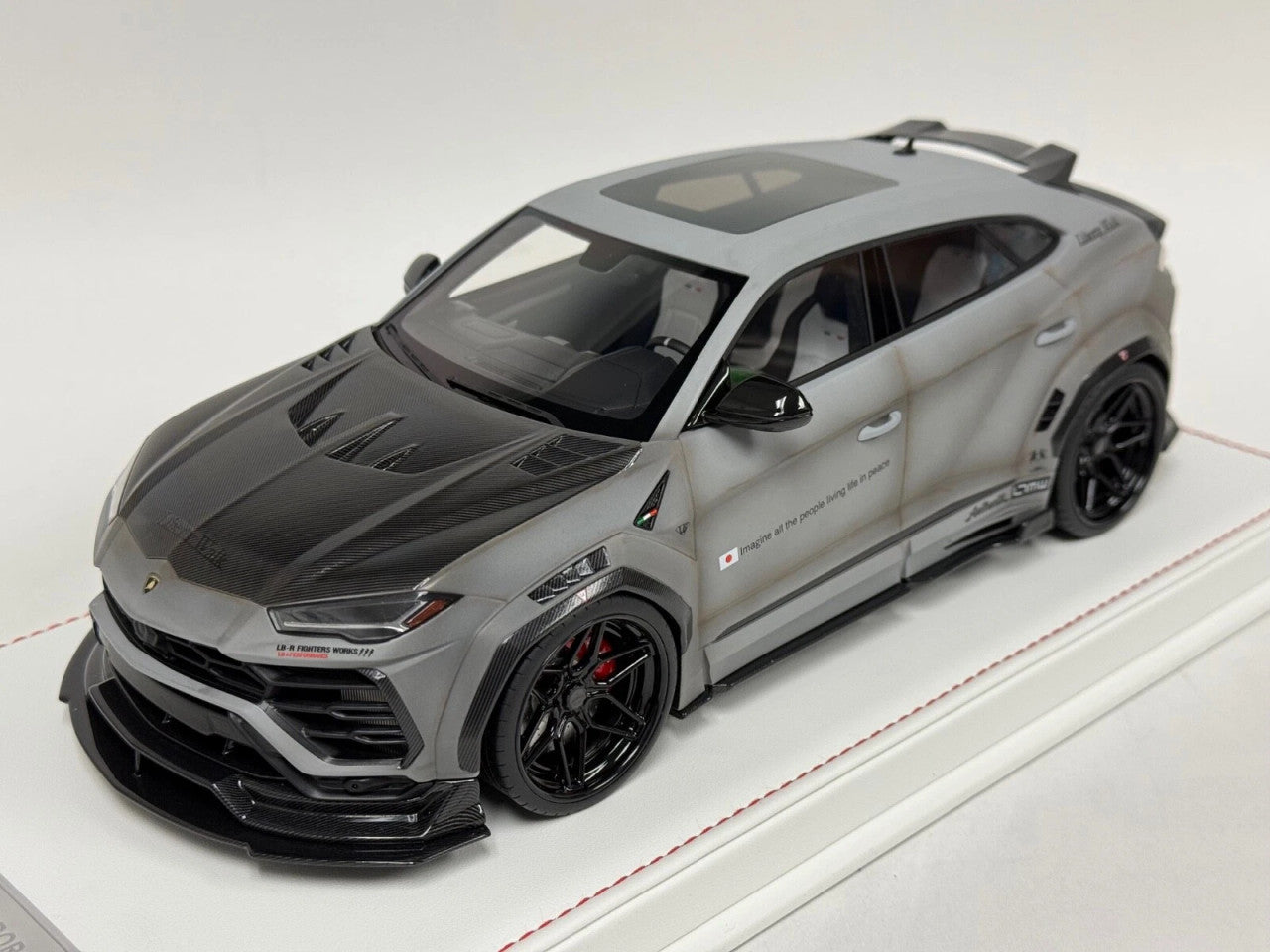 Flame Models 1/64 Lamborghini Urus Fighter Grey Limited Edition 1 Of 299 Resin Model With Acrylic Case & Polishing Cloth