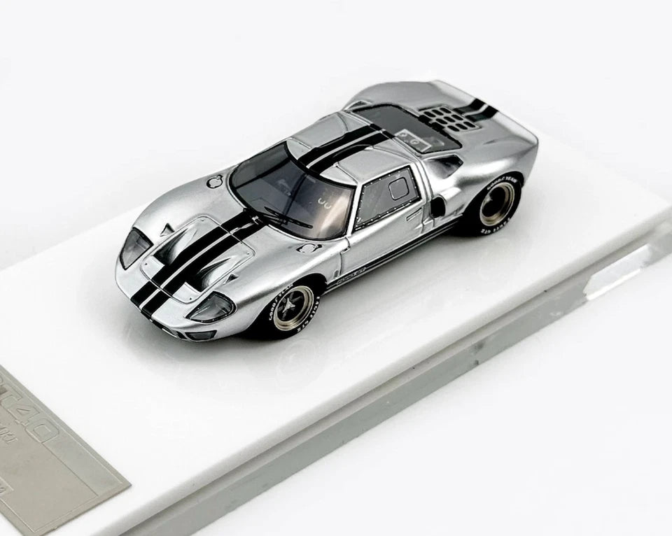 M64X Collections 1/64 Resin Ford GT40 MKI Silver Limited Edition 79/99 With Acrylic Case