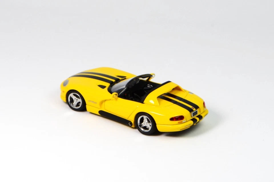 GFCC 1/64 1993 Dodge Viper Roadster Limited Edition 127/499 With Acrylic Case & Soft Protector Case