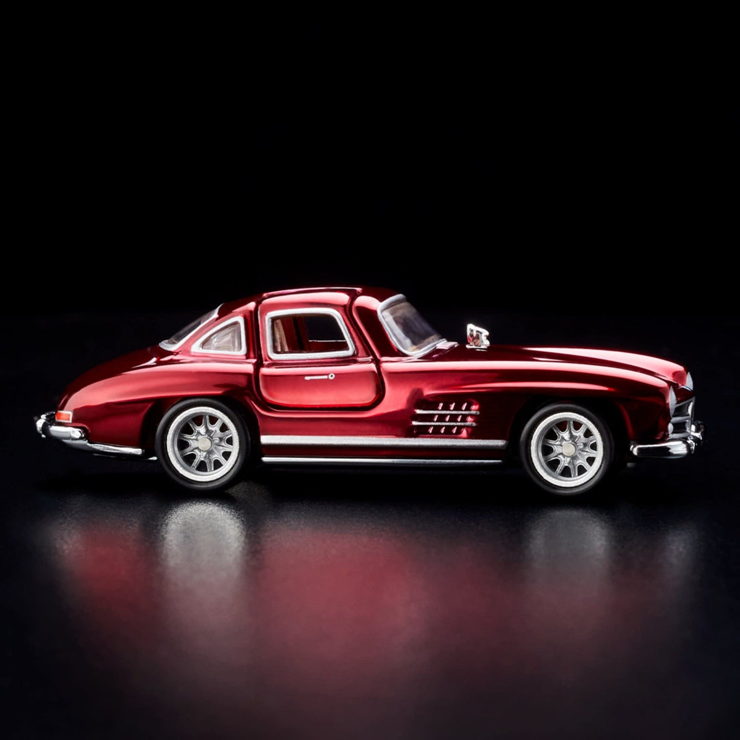 Hot Wheels '55 Mercedes-Benz 300 SL Red Line Club Exclusive With Acrylic Case