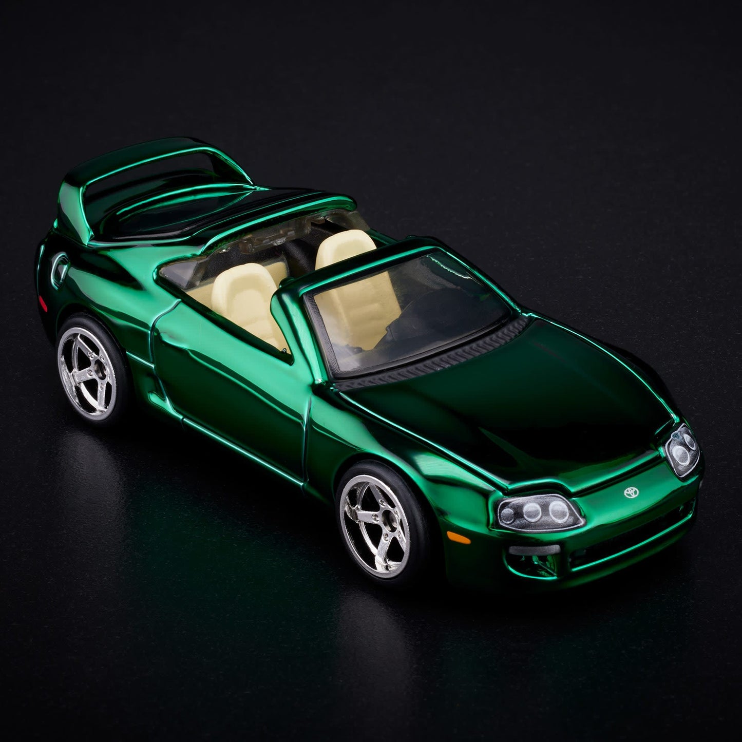 Hot Wheels 1997 Toyota Supra Red Line Club Exclusive Blister Pack