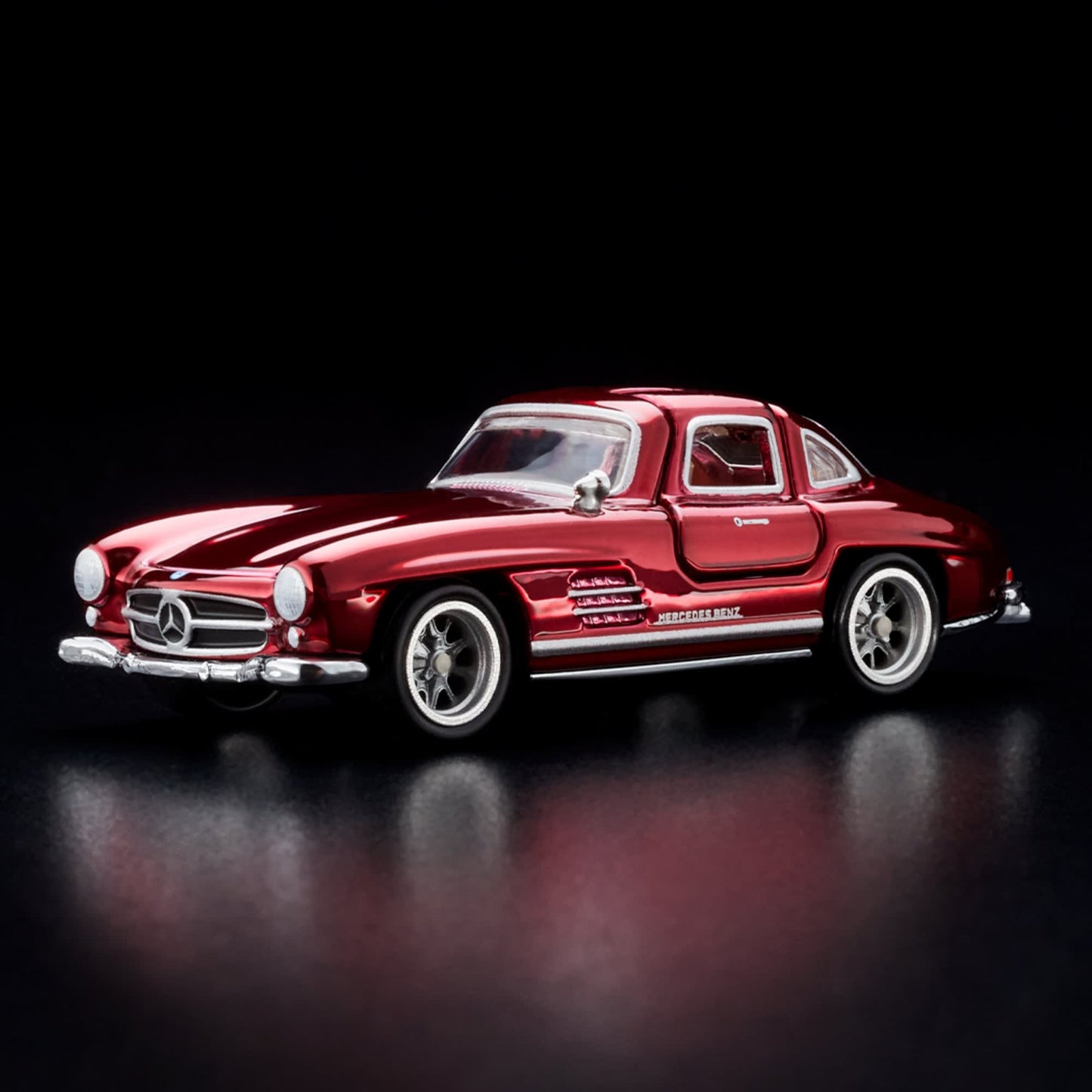 Hot Wheels '55 Mercedes-Benz 300 SL Red Line Club Exclusive With Acrylic Case