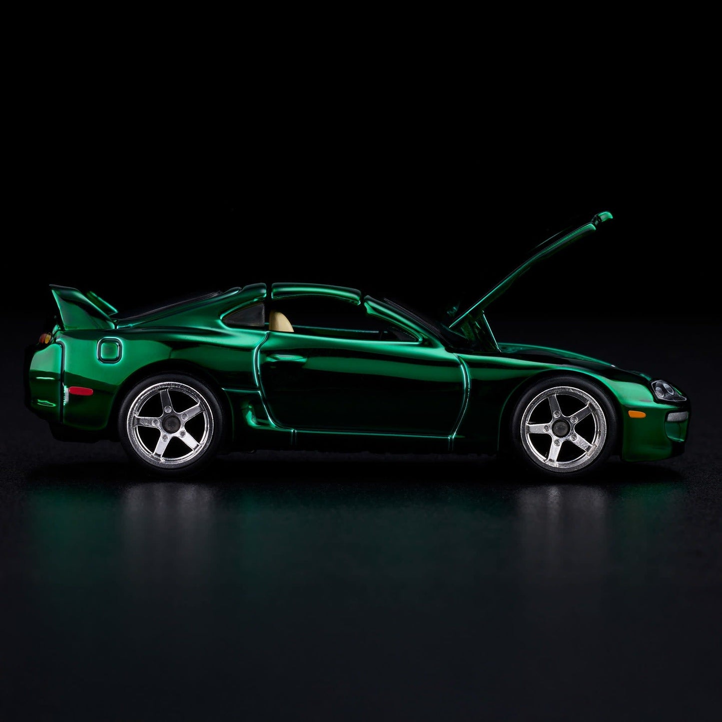 Hot Wheels 1997 Toyota Supra Red Line Club Exclusive Blister Pack