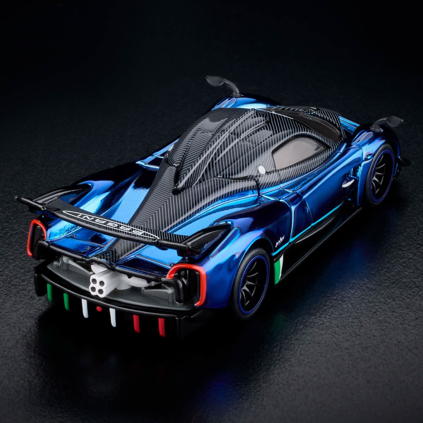 Hot Wheels '21 Pagani Huayra R Red Line Club Exclusive With Acrylic Case