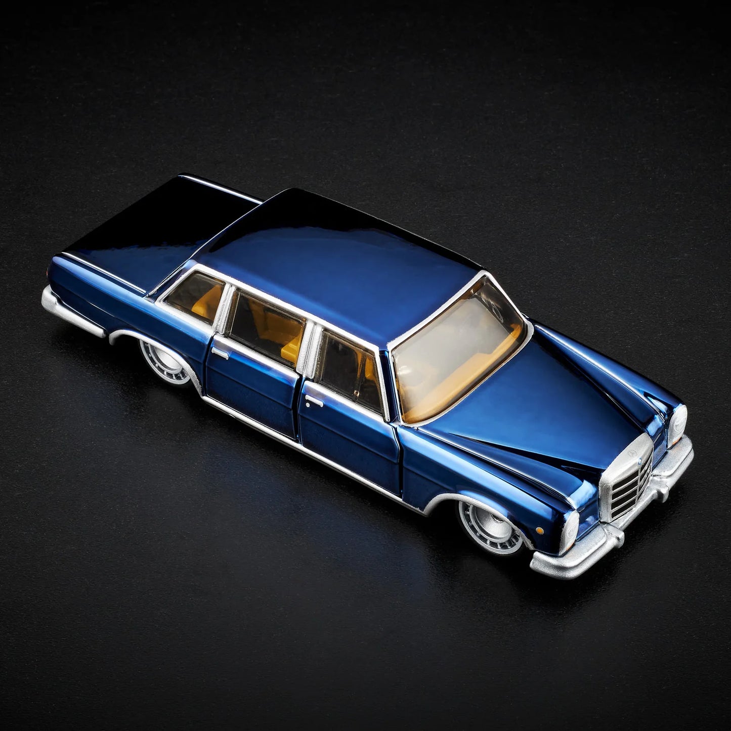 Hot Wheels 1964 Mercedes-Benz 600 Red Line Club Exclusive